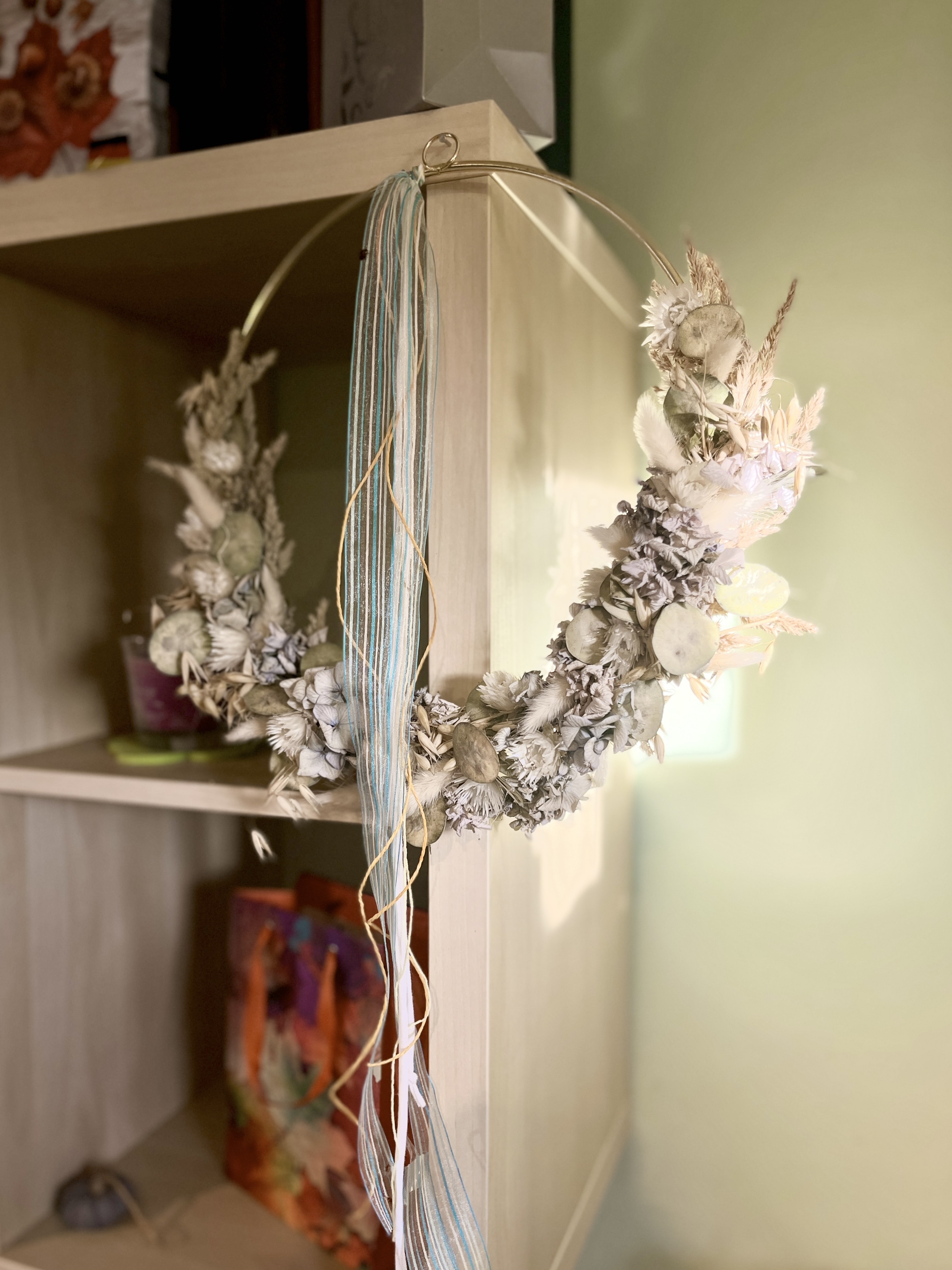 Kränze und Dekogegenstände